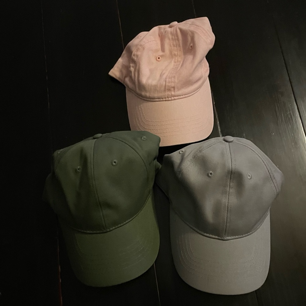 Bundle of hats